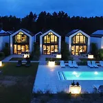 Nova Forest - Dom Nad Morzem, Basen, Starlink Holiday home *