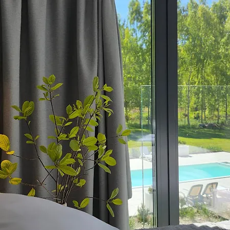 בית נופש Nova Ulinia Forest - Dom Nad Morzem, Podgrzewany Basen , Sauna, Balia Z Jacuzzi, Starlink *