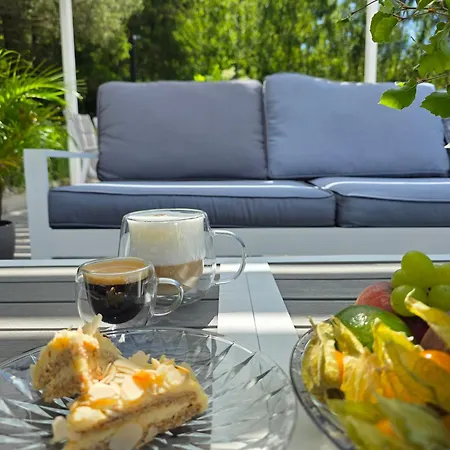 Nova Ulinia Forest - Dom Nad Morzem, Podgrzewany Basen , Sauna, Balia Z Jacuzzi, Starlink *