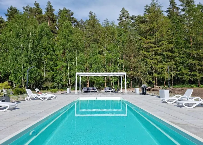 Nova Forest * Ulinia